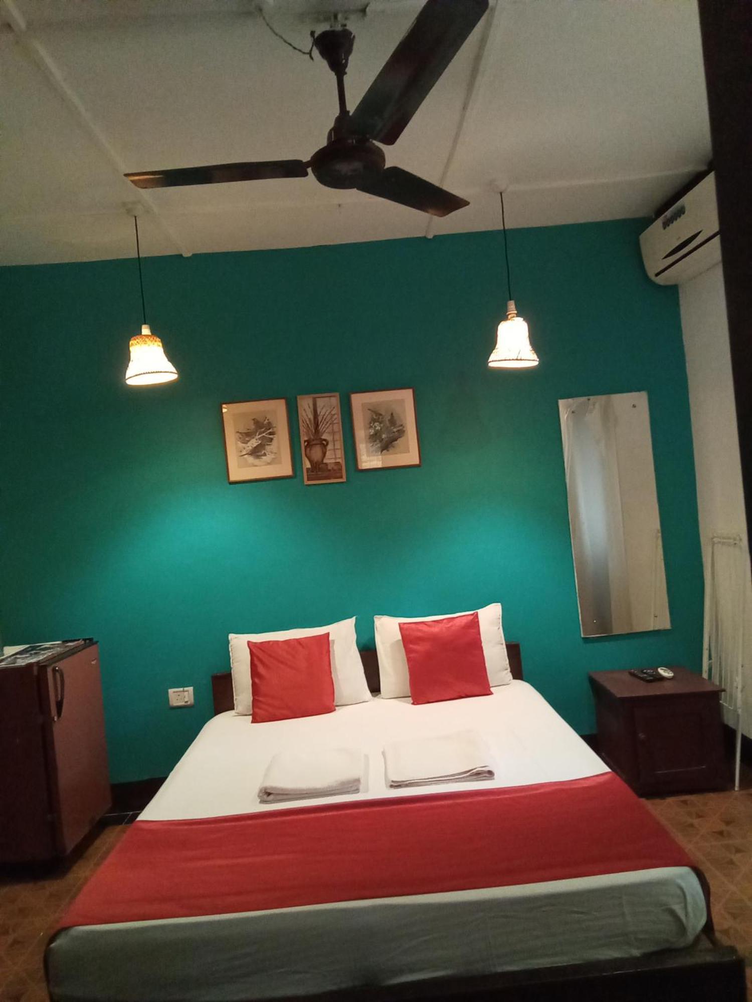 Hotel O Camarao Calangute Zimmer foto
